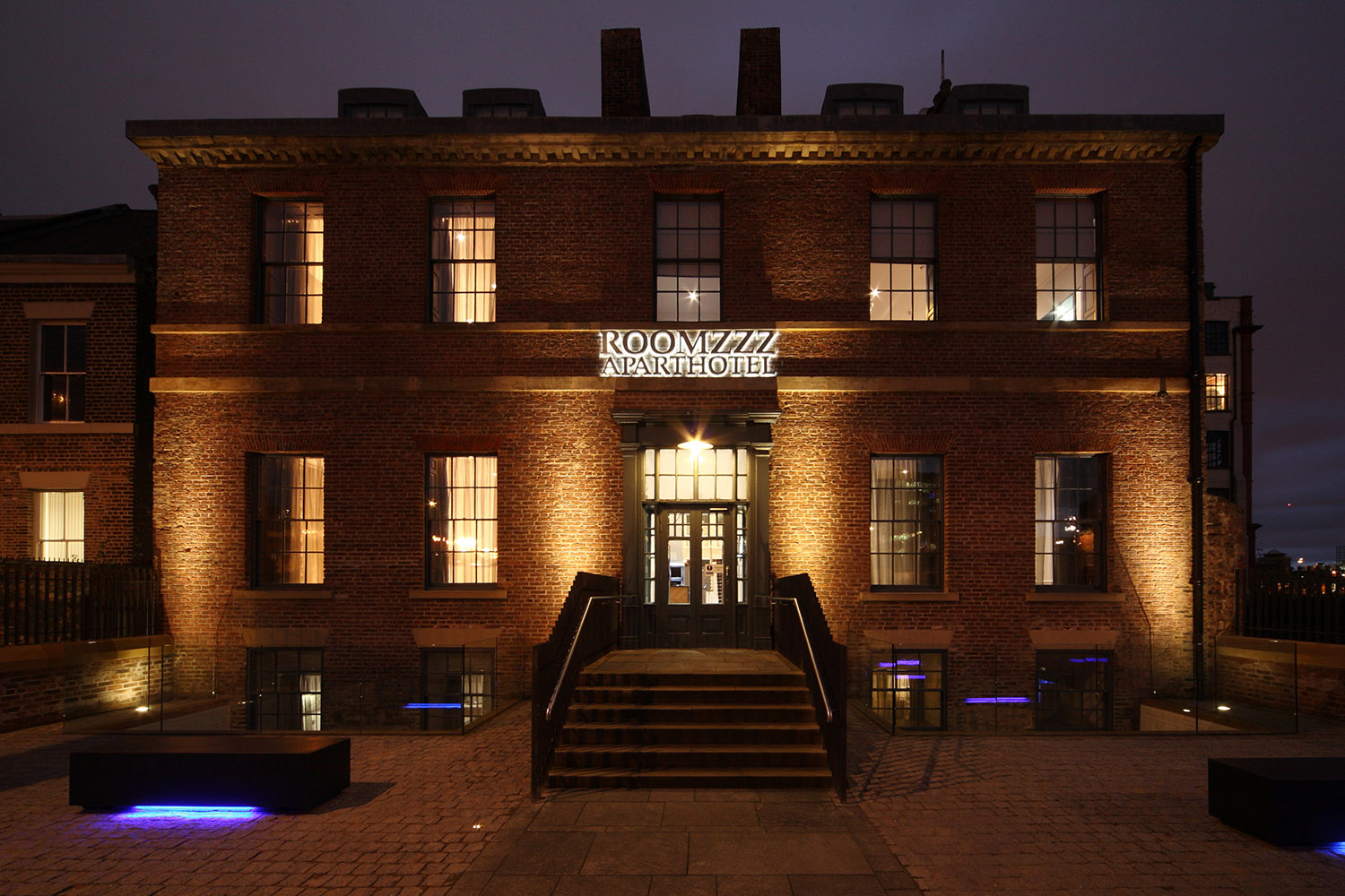 Friar House Apartment Hotel